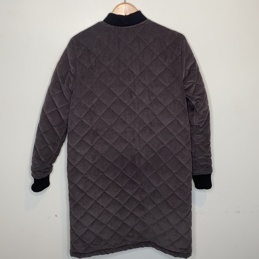 Icelandic Skis Quilted Corduroy Jacket: Medium - Picture 2 of 8